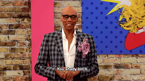 A4NIKmQt86c4E.gif