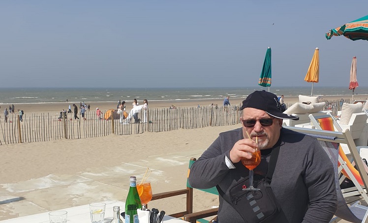 zandvoort-beach-holland.jpg