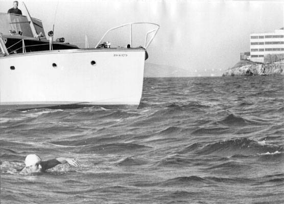 Lalanne-swims-nr-alcatraz-Sept-4-1958_AAC-9560.jpg